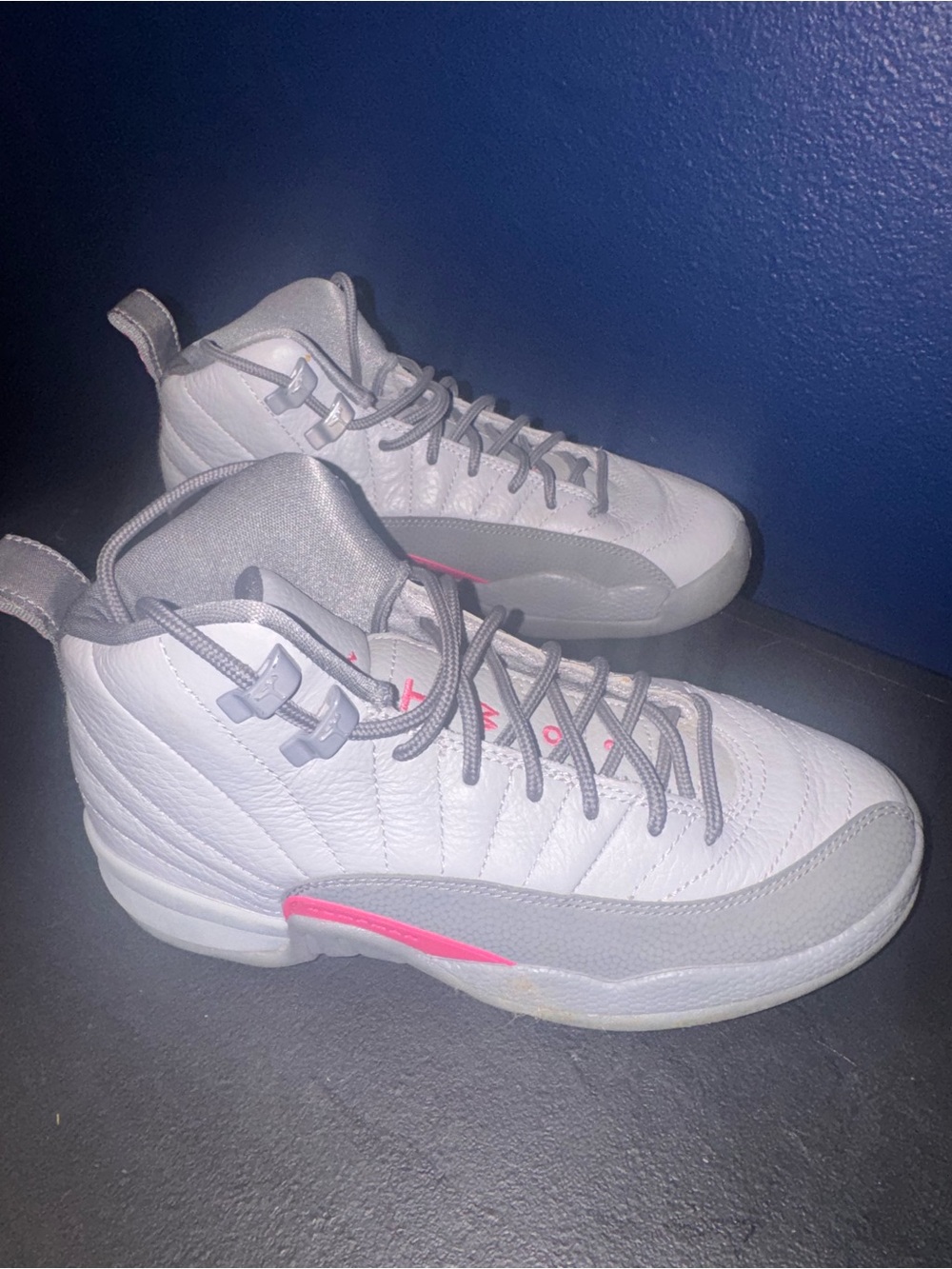 Jordan Kids White/Grey Sneakers with Pink Detail